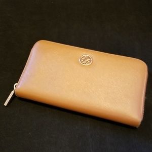 Tory Burch Side Zip Leather wallet